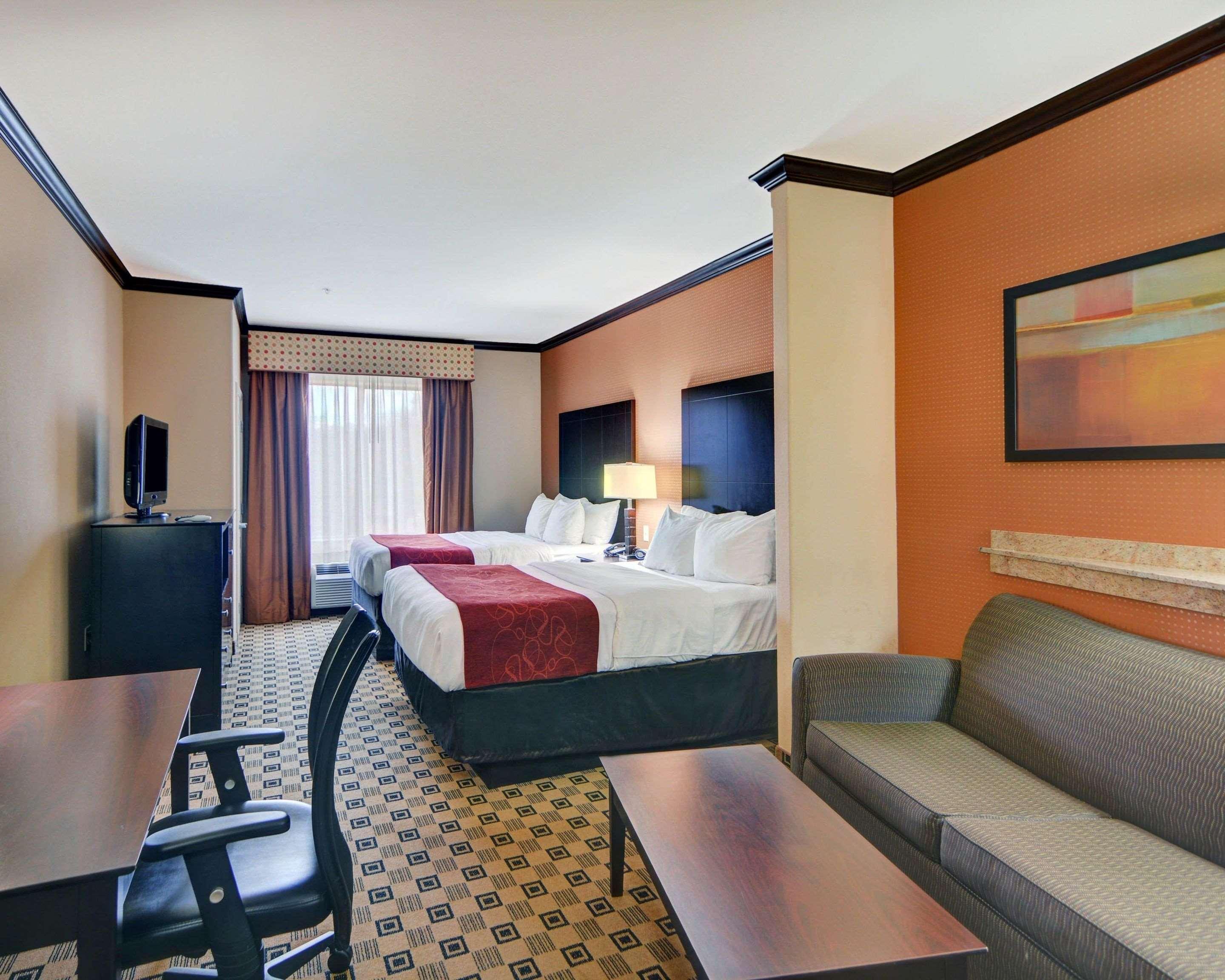 Comfort Hotel 3*
